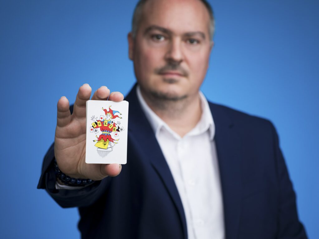 SOLUTIONS, joker, rebondir, AIDE AUX ENTREPRISES